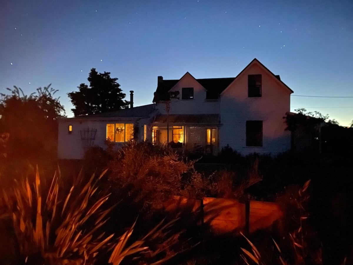 Ashley Villa Bnb Takaka Exterior photo